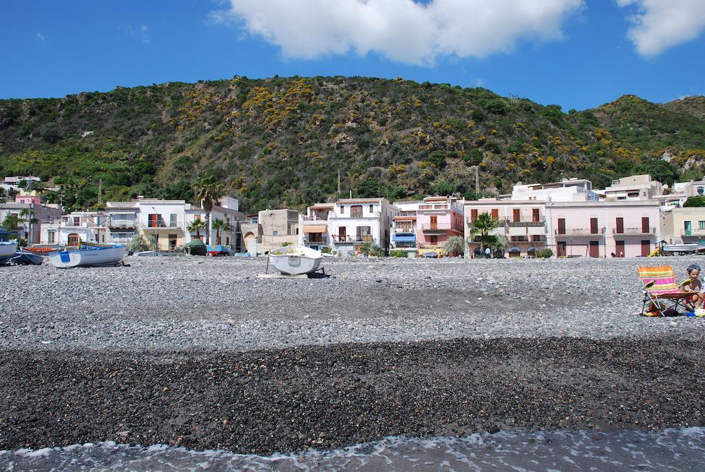 Vulcanoconsult Appartamenti Spiaggia リーパリ エクステリア 写真